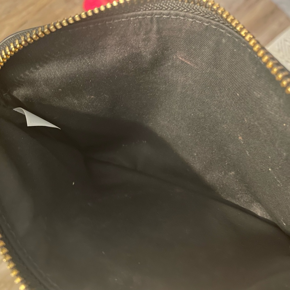 ❌SOLD❌Tory Burch Wristlet - Picture 3 of 5